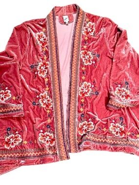 NWOT Soft Velvet Embroidered Long Sleeve Jacket in Rose Pink Size XL
